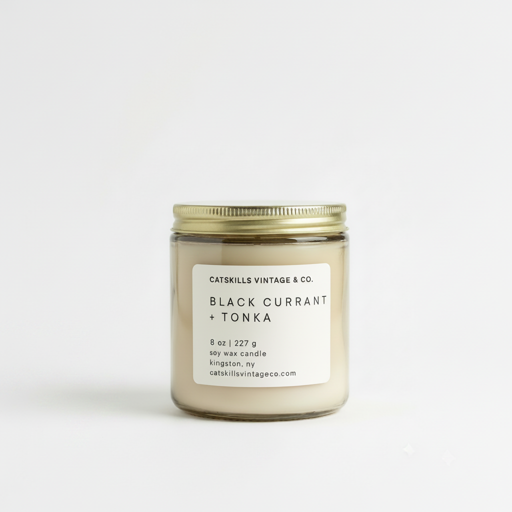 8 oz. Oatmeal Glass Candle - Black Currant + Tonka hero shot